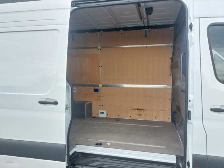 Mercedes Sprinter 317 CDI Boite Auto 37900HT - Image 10 (July 22, 2026)