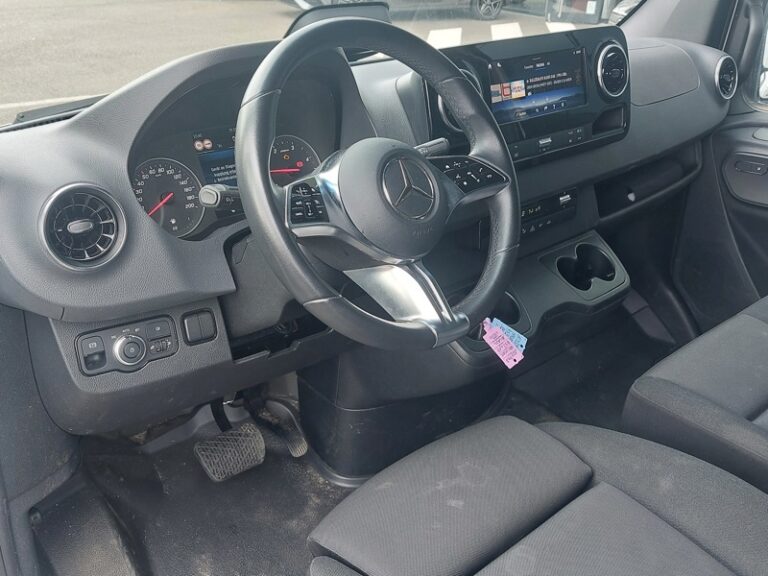 Mercedes Sprinter 317 CDI Boite Auto 37900HT - Image 03 (July 22, 2026)