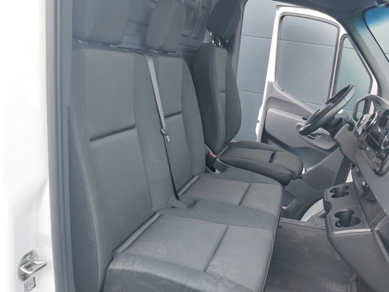 Mercedes Sprinter 317 CDI Boite Auto 37900HT - Image 04 (July 22, 2026)