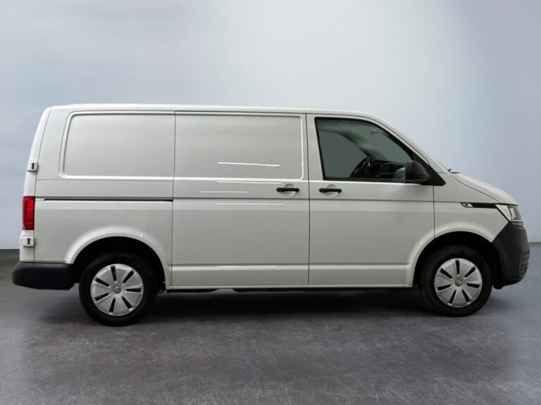 Volkswagen Transporter 6.1 VAN 2.0 TDI 110 BVM5 BUSINESS - Image 06 (July 22, 2026)