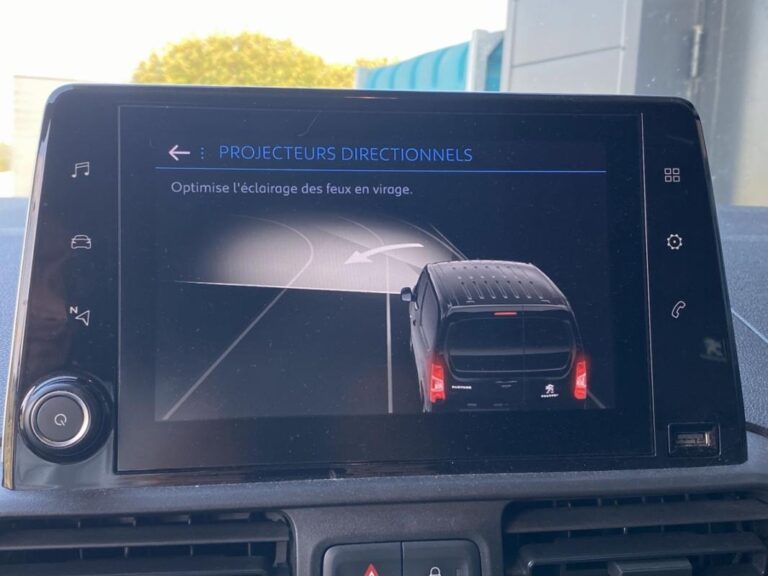Peugeot Partner III HDI 130 EAT8 S&S 950KG LONG ASPHALT - Image 09 (July 22, 2026)