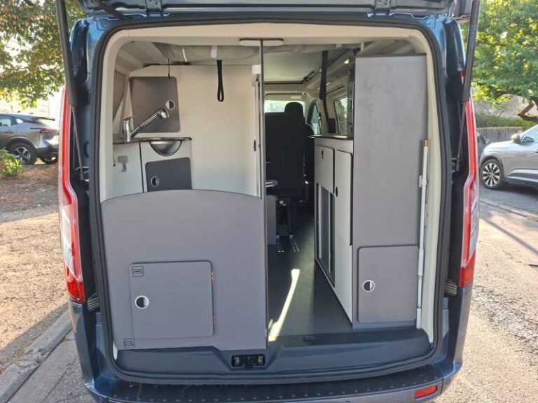 Ford Transit CUSTOM FOURGON 320 2.0 ECOBLUE 130 BVA LIMITED - Image 15 (July 22, 2026)