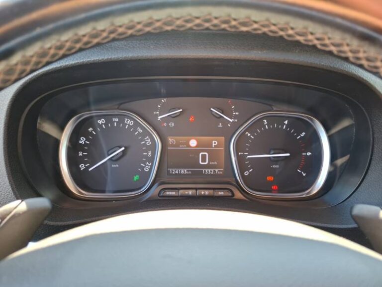 Peugeot Expert CA STANDARD BLUEHDI 180 S&S EAT8 FIXE ASPHALT - Image 19 (July 22, 2026)