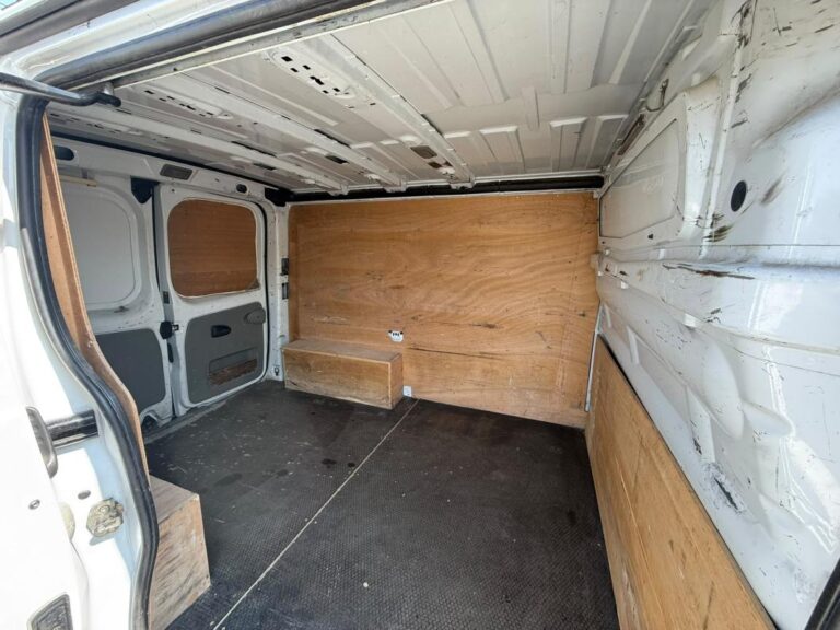 Opel Vivaro 2.0 DCI 120 CH GARANTIE 6 MOIS / REPRISE POSSIBLE - Image 13 (July 22, 2026)