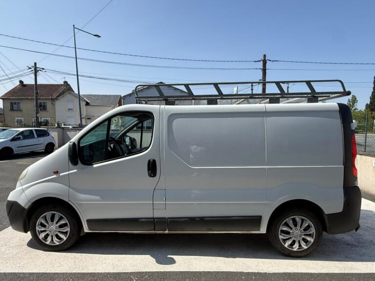Opel Vivaro 2.0 DCI 120 CH GARANTIE 6 MOIS / REPRISE POSSIBLE - Image 04 (July 22, 2026)
