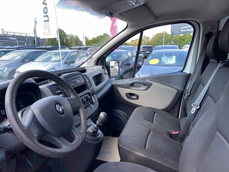 Renault Trafic FGN 1000 KG DCI 95 E6 GENERIQUE - Image 09 (July 22, 2026)