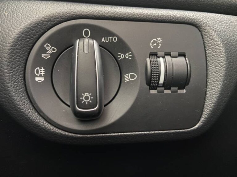 Audi Q3 2.0 TDI 140 ch Ambition Luxe - Image 15 (July 22, 2026)