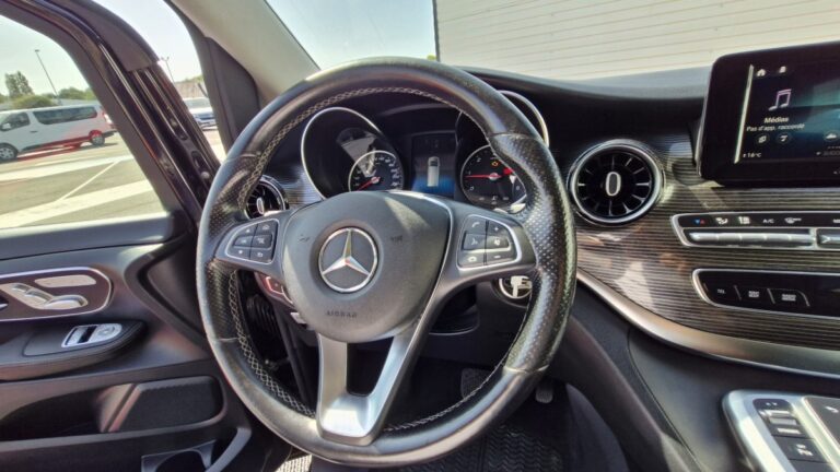 Mercedes Classe V EXTRA-LONG 250 D 9G-TRONIC AVANTGARDE - Image 19 (July 22, 2026)