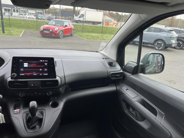 Peugeot Partner Standard 1000KG 1.6 BlueHDi S&S – 100 III FOURGON Pro PHASE 1 - Image 14 (July 22, 2026)