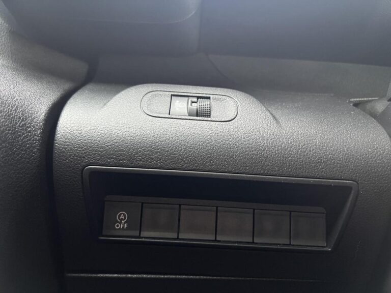 Peugeot Partner Standard 1000KG 1.6 BlueHDi S&S – 100 III FOURGON Pro PHASE 1 - Image 19 (July 23, 2026)