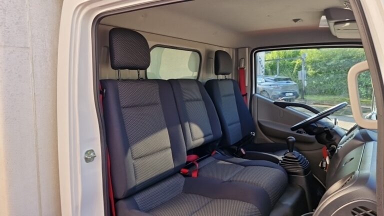 Renault-Trucks Maxity DCI 130 CAISSE 20m3 + HAYON - Image 11 (July 23, 2026)