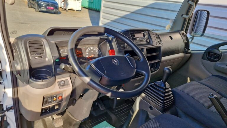 Renault-Trucks Maxity DCI 130 CAISSE 20m3 + HAYON - Image 13 (July 23, 2026)