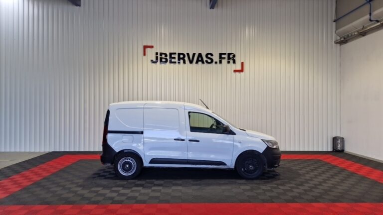 Renault Express Van TCE 100 – 22 CONFORT - Image 09 (July 23, 2026)