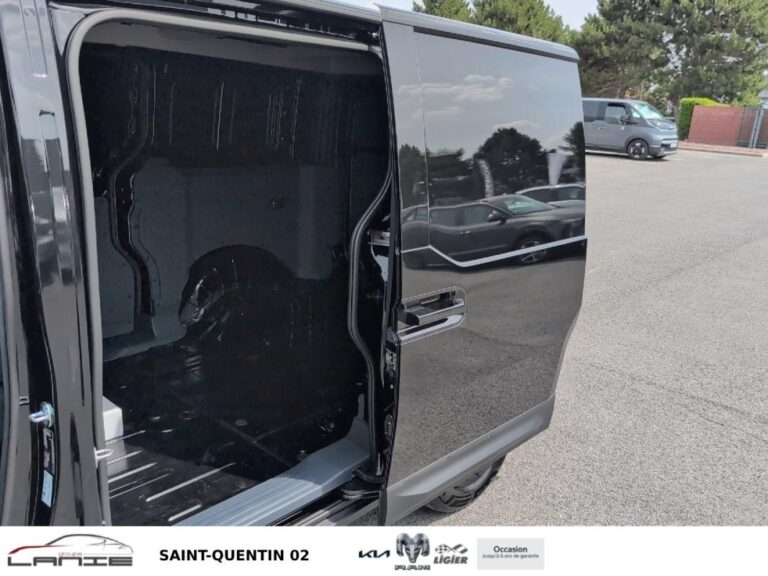 Kia PV5 CARGO BATTERIE L PLUS - Image 04 (July 24, 2026)