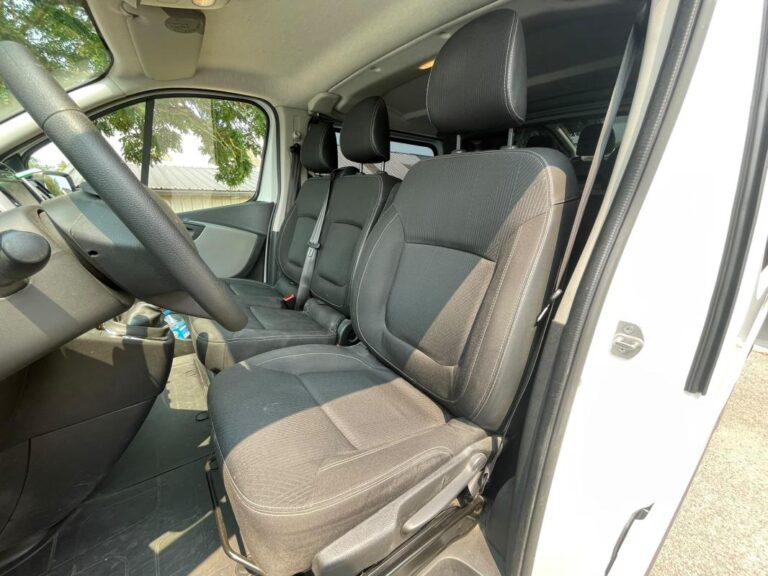 Renault Trafic 6 Places 1.6 dCi Chaîne – Garantie mois Reprise possible - Image 10 (July 25, 2026)