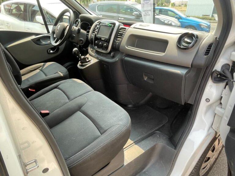 Renault Trafic 6 Places 1.6 dCi Chaîne – Garantie mois Reprise possible - Image 11 (July 25, 2026)