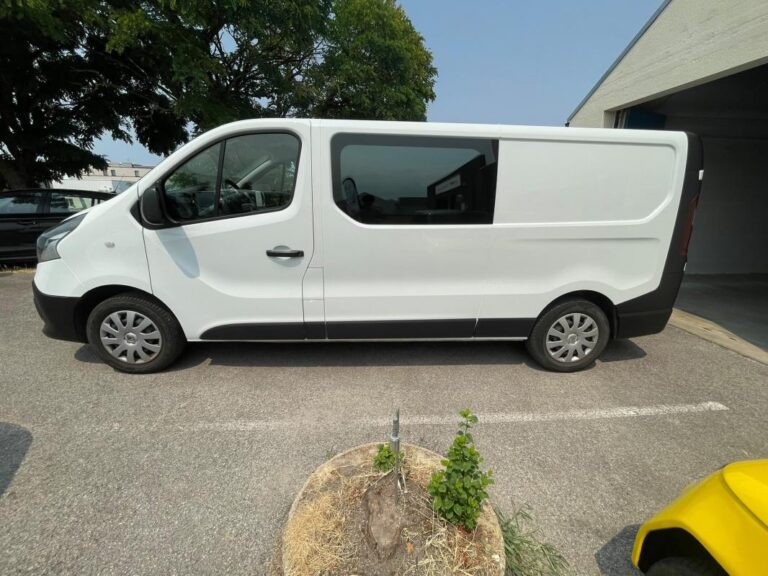 Renault Trafic 6 Places 1.6 dCi Chaîne – Garantie mois Reprise possible - Image 04 (July 25, 2026)