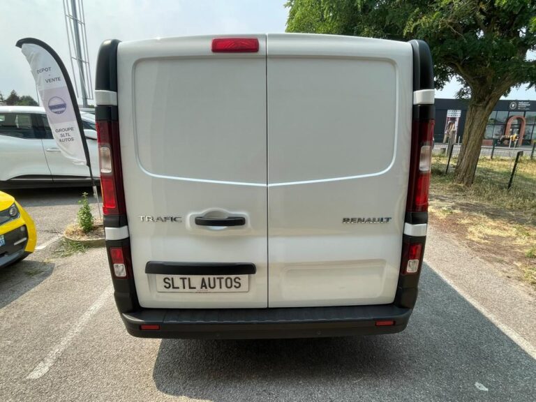 Renault Trafic 6 Places 1.6 dCi Chaîne – Garantie mois Reprise possible - Image 06 (July 25, 2026)