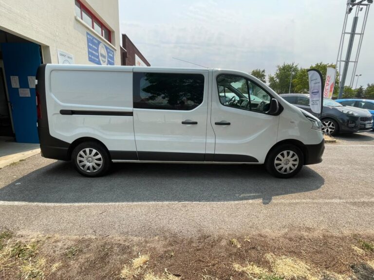 Renault Trafic 6 Places 1.6 dCi Chaîne – Garantie mois Reprise possible - Image 08 (July 25, 2026)