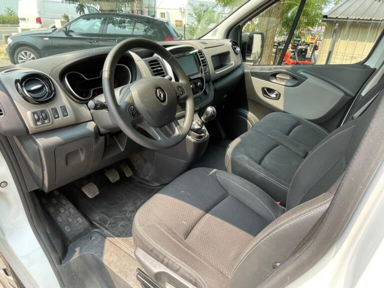 Renault Trafic 6 Places 1.6 dCi Chaîne – Garantie mois Reprise possible - Image 09 (July 25, 2026)