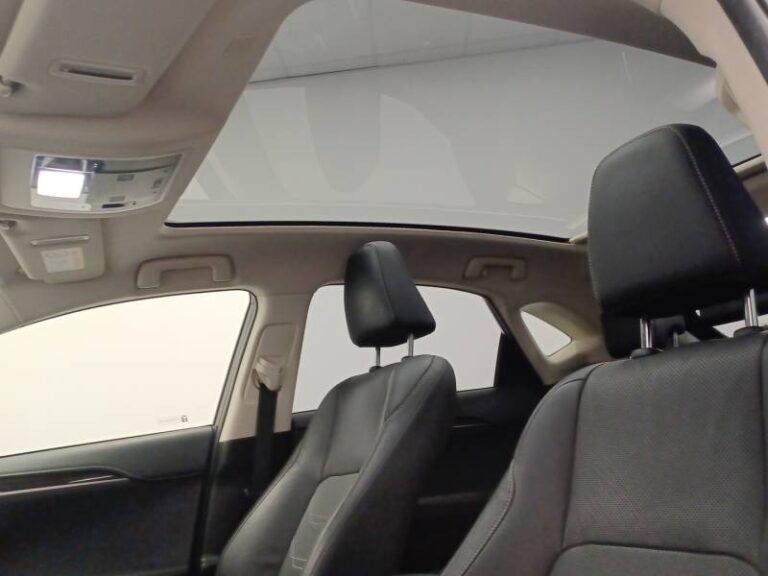 Lexus NX 300h 4WD Executive - Image 18 (July 26, 2026)