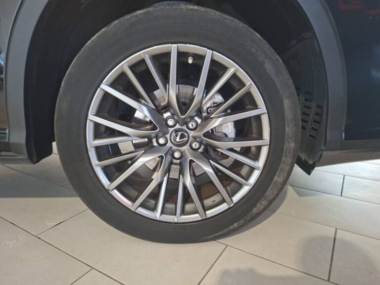 Lexus RX 450h 3.5 V6 313 E-Four F SPORT Executive E-CVT - Image 16 (July 26, 2026)