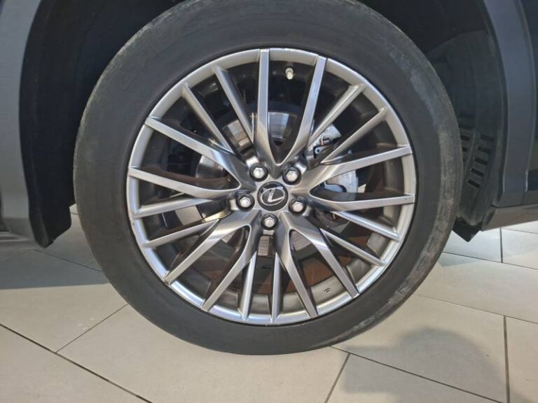 Lexus RX 450h 3.5 V6 313 E-Four F SPORT Executive E-CVT - Image 09 (July 26, 2026)