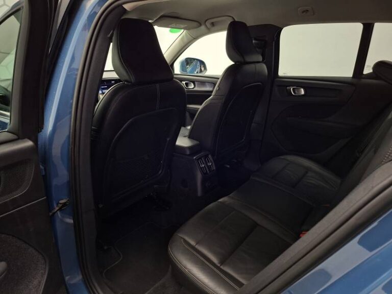 Volvo XC40 T5 Recharge 180+82 ch DCT7 Plus - Image 13 (July 26, 2026)