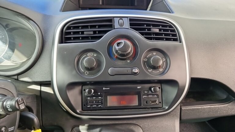 Renault Kangoo Express CABINE APPROFONDIE MAXI 1.5 DCI 90 CONFORT - Image 15 (July 27, 2026)