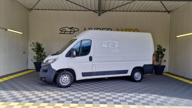 Citroën Jumper FOURGON TOLE 30 BLUEHDI 130 BVM6 BUSINESS - Image 01 (July 28, 2026)