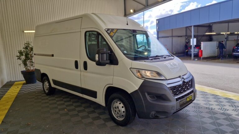 Citroën Jumper FOURGON TOLE 30 BLUEHDI 130 BVM6 BUSINESS - Image 03 (July 28, 2026)
