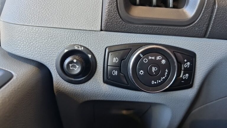 Ford Transit FOURGON T350 2.0 TDCI 170 TREND BUSINESS - Image 12 (July 29, 2026)