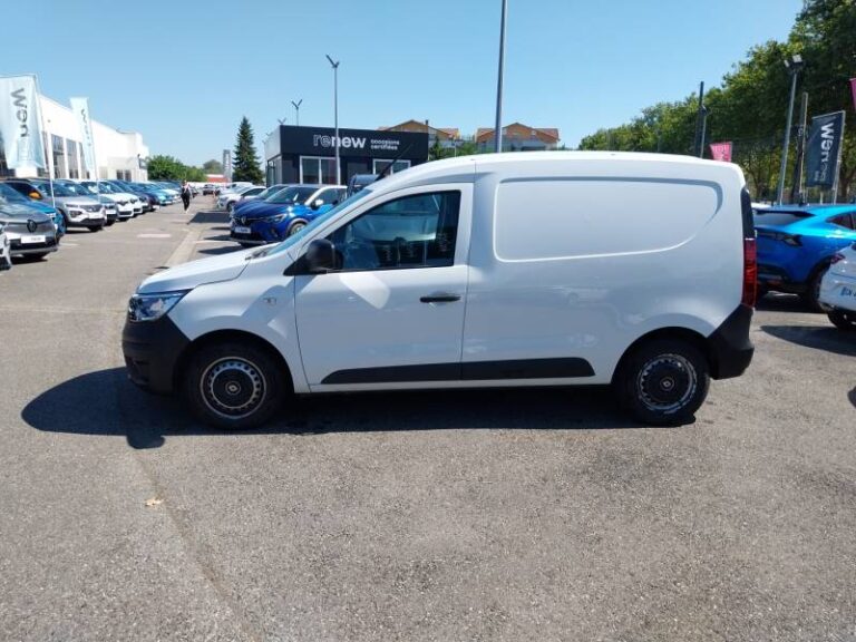 Renault Express (30) VAN BLUE DCI 95 – 22 CONFORT - Image 03 (July 29, 2026)