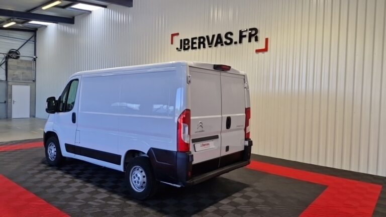 Citroën Jumper FOURGON TOLE 33 BLUEHDI 120 SS BVM6 DRIVER - Image 03 (July 30, 2026)