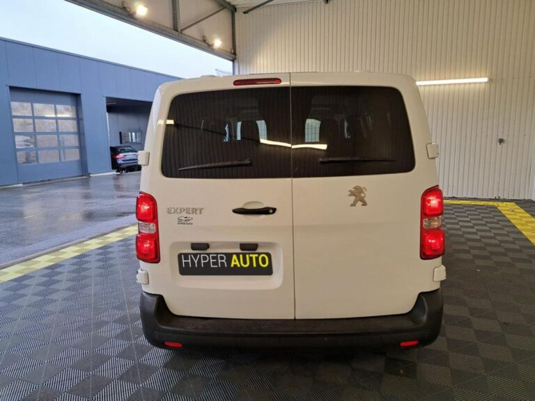 Peugeot Expert Combi STANDARD 1.6 BLUEHDI 115CH SS BVM6 - Image 05 (July 30, 2026)