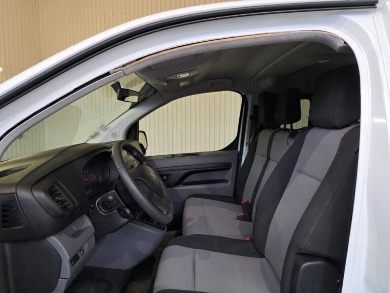 Peugeot Expert Combi STANDARD 1.6 BLUEHDI 115CH SS BVM6 - Image 08 (July 30, 2026)