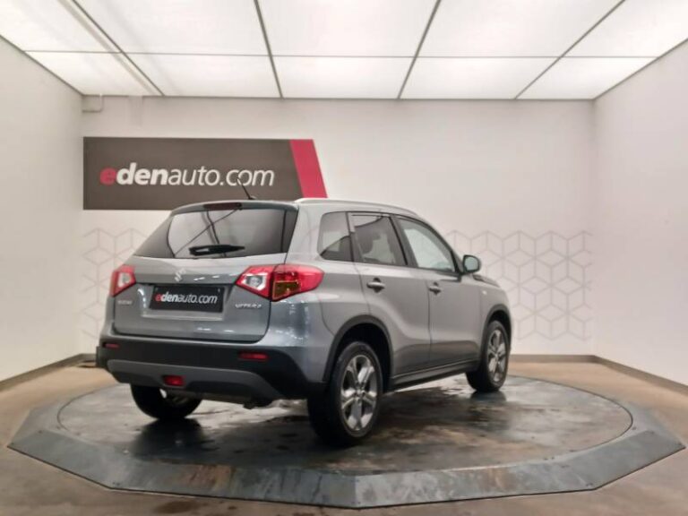Suzuki Vitara 1.6 VVT Privilège - Image 02 (July 30, 2026)