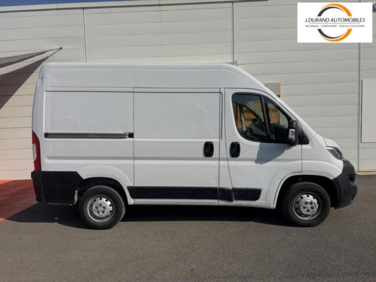 Citroën Jumper FOURGON TOLE 30 BLUEHDi 140 S&S BVM6 CLUB - Image 02 (July 31, 2026)