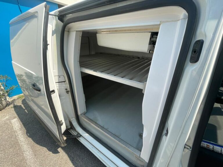 Peugeot Expert Frigorifique 1.6 BlueHDi 115ch – TVA Récupérable Garantie 6 mois - Image 17 (July 31, 2026)