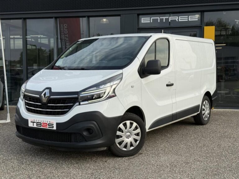 Renault Trafic III NV CA CF 1000 dCi 120 S&S / Attelage TVA récupérable 2ème main - Image 02 (July 31, 2026)