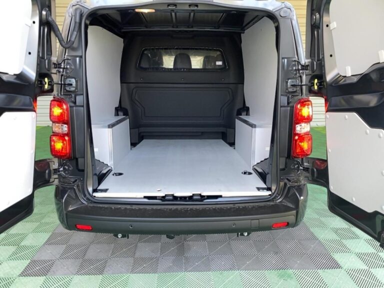 Fiat Scudo III XL Diesel 180 ch Automatique Cabine Approfondie - Image 03 (July 31, 2026)