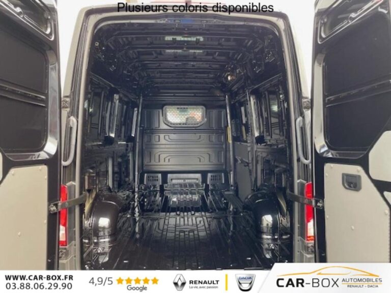 Volkswagen Crafter VAN 35 2.0 TDI 177 CH BVA8 BUSINESS - Image 09 (July 1, 2026)