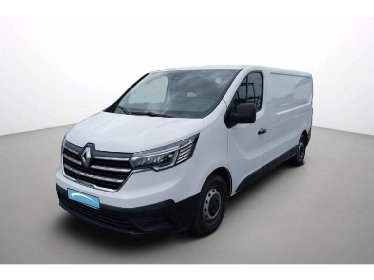 Renault Trafic FGN 3000 KG BLUE DCI 130 ESSENTIEL - Image 01 (July 2, 2026)
