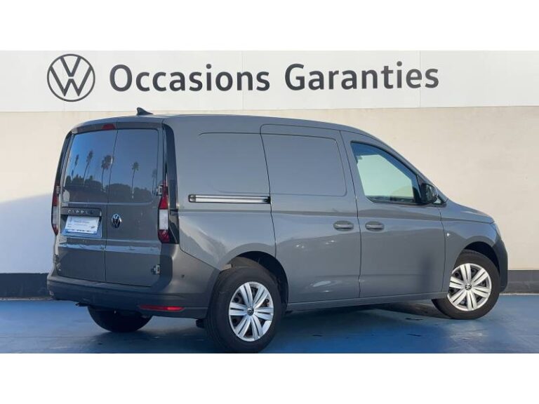 Volkswagen Caddy (30) CARGO 2.0 TDI 102 BVM6 BUSINESS - Image 02 (July 2, 2026)