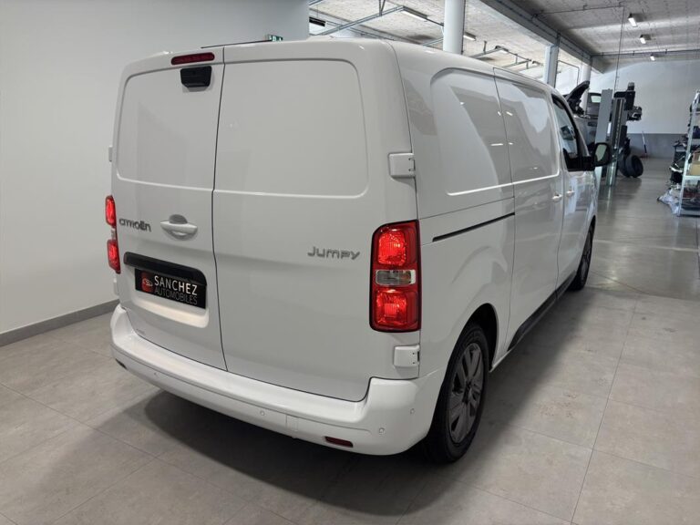 Citroën Jumpy III FOURGON (2) 2.2 DIESEL 150 M - Image 08 (July 3, 2026)