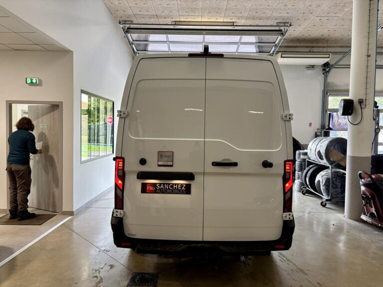 Renault Master IV 2.0 DCI 150 3T5 RED - Image 05 (July 3, 2026)