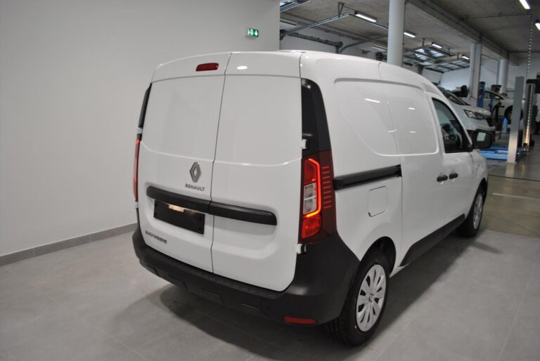 Renault Express II VAN 1.5 BLUE DCI 75 CONFORT - Image 06 (July 4, 2026)