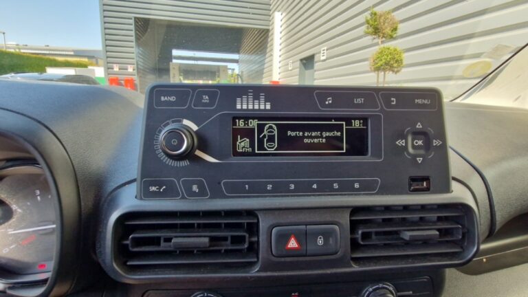 Citroën Berlingo VAN M 650 BLUEHDI 75 CONTROL - Image 17 (July 6, 2026)