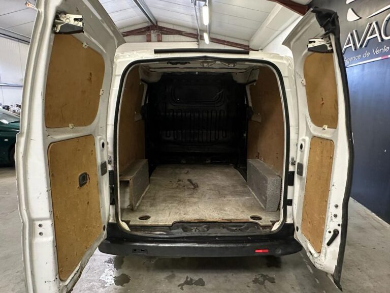 Nissan NV200 Fourgon 1.5 dCi FAP 90 cv - Image 15 (July 6, 2026)