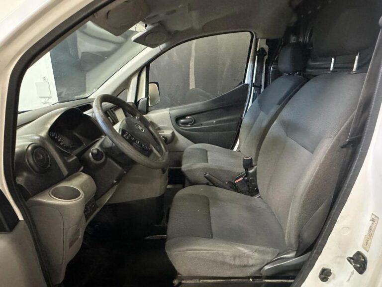 Nissan NV200 Fourgon 1.5 dCi FAP 90 cv - Image 08 (July 6, 2026)